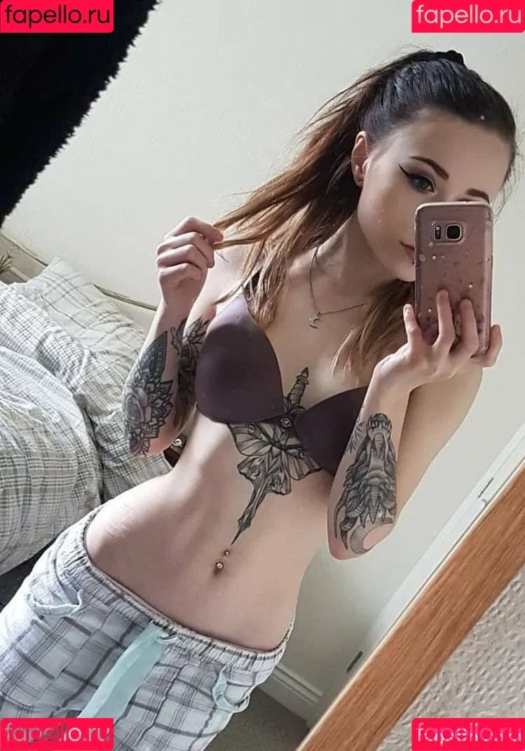 Lunar.xo Onlyfans Photo Gallery 