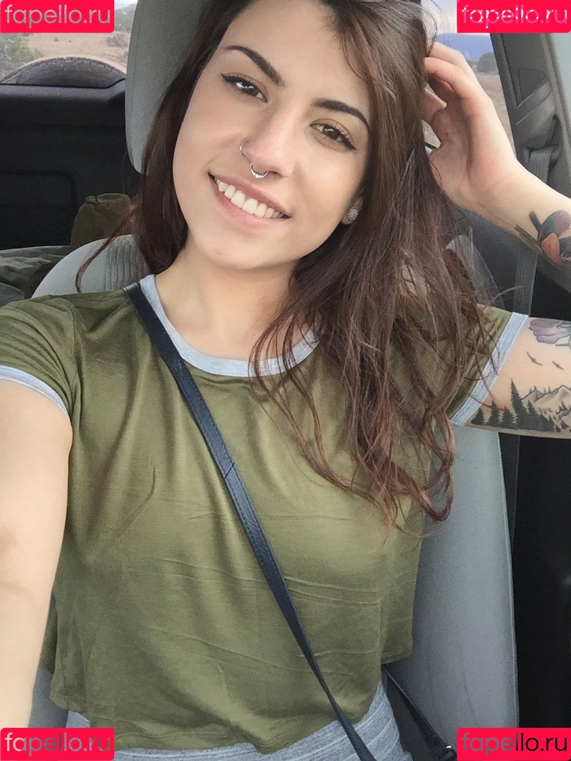 Lunar.xo Onlyfans Photo Gallery 