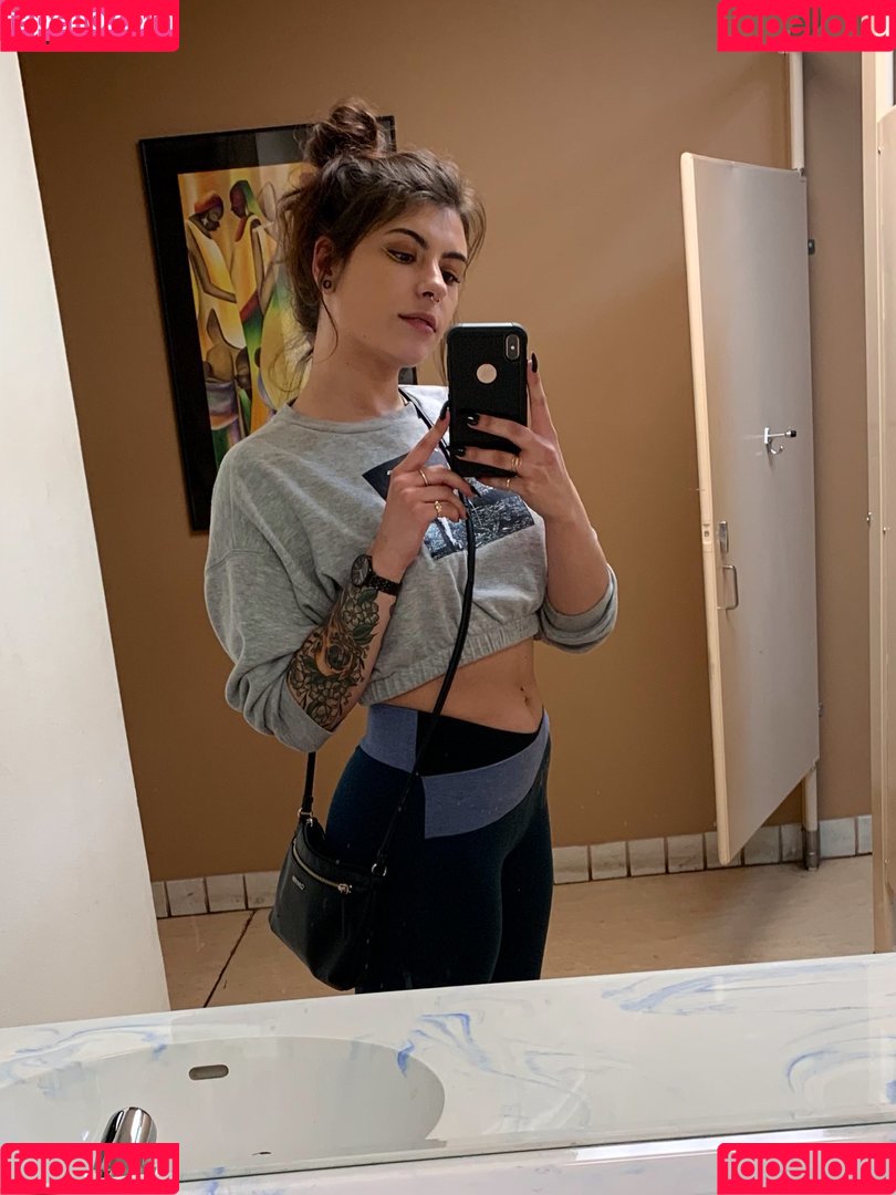 Lunar.xo Onlyfans Photo Gallery 