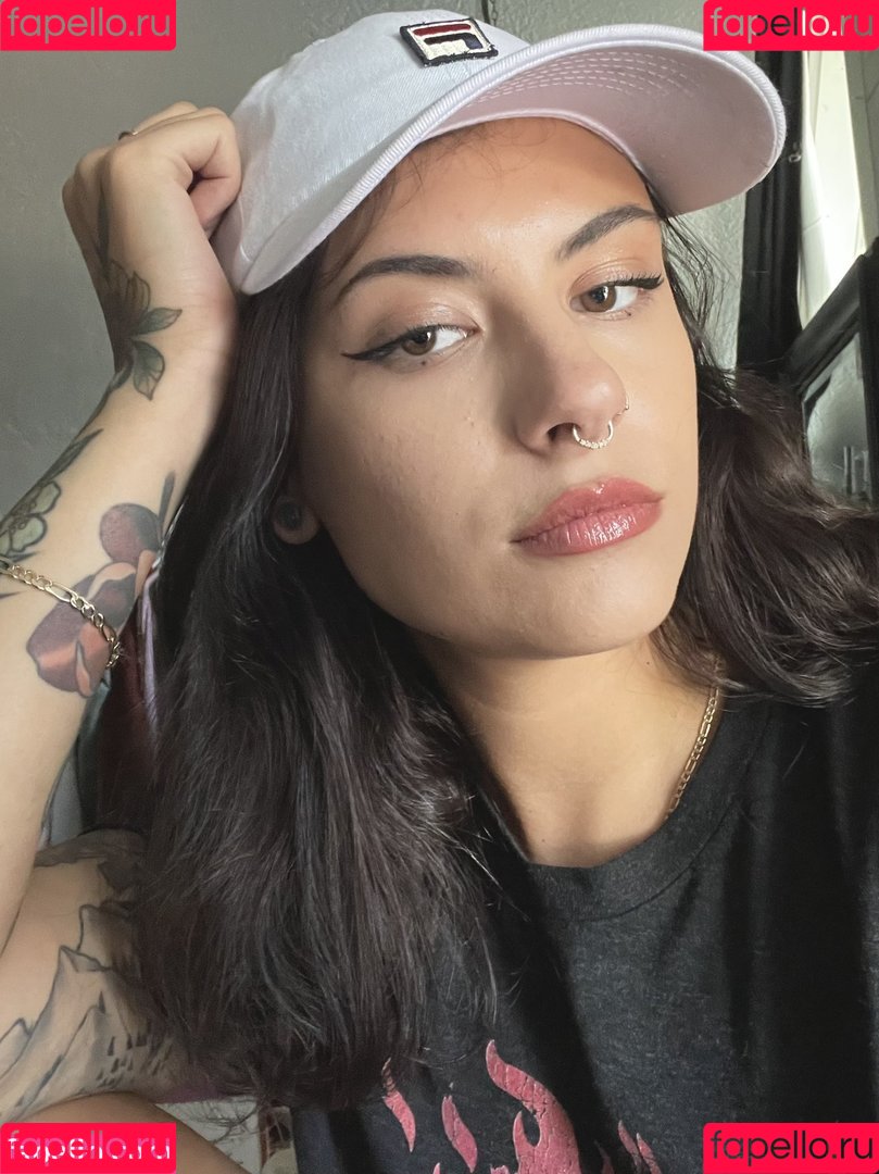 Lunar.xo Onlyfans Photo Gallery 