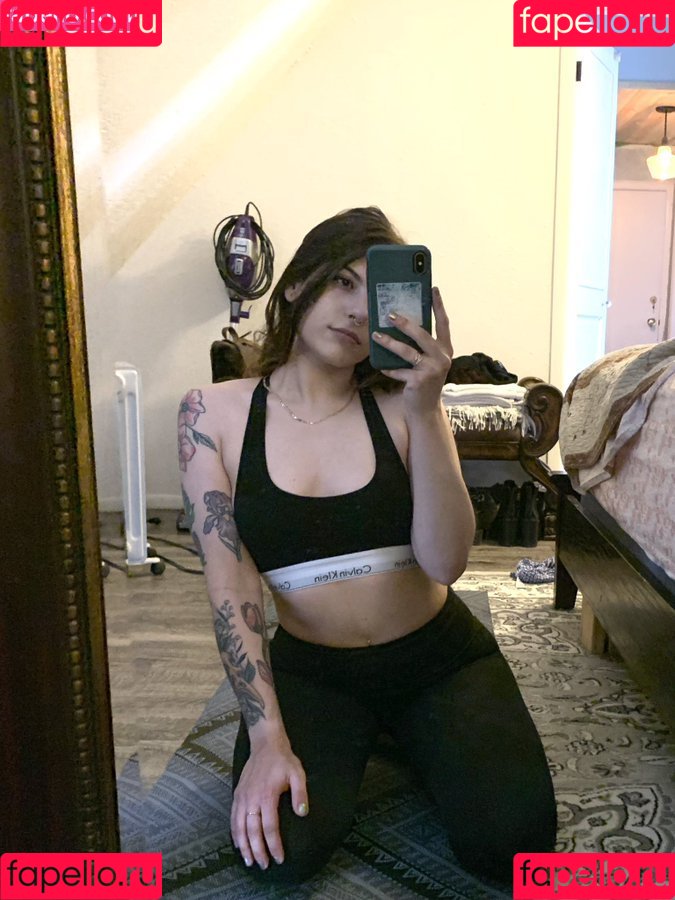 Lunar.xo Onlyfans Photo Gallery 