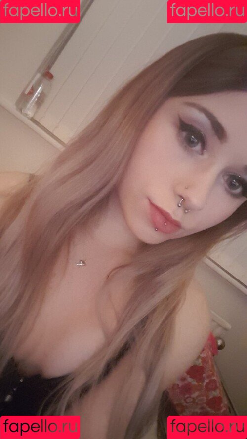 Lunar.xo Onlyfans Photo Gallery 