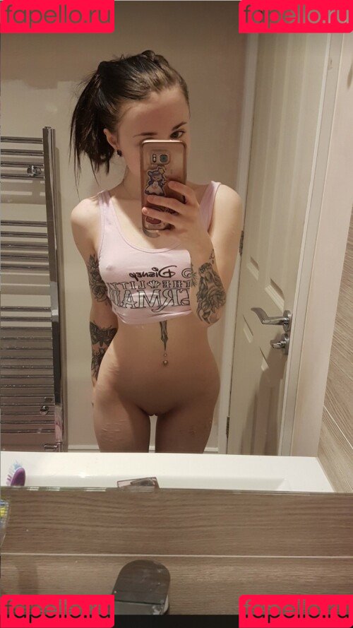 Lunar.xo Onlyfans Photo Gallery 