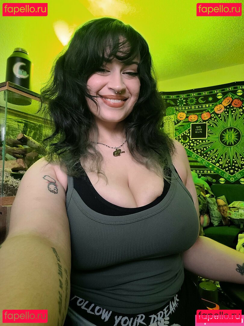 gutr0tted Nude Onlyfans Photo 27