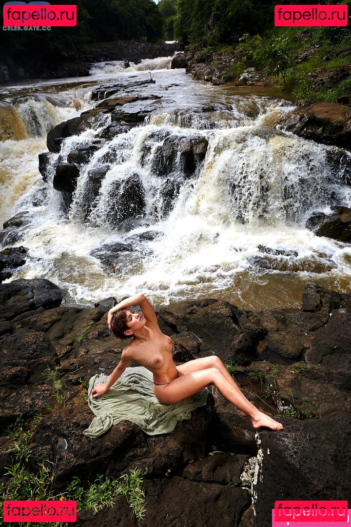 Isabell Horn Nude Onlyfans Photo 24