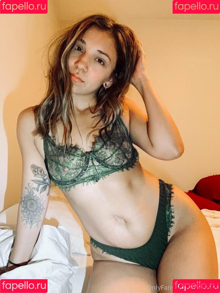 firerose1 Onlyfans Photo Gallery 