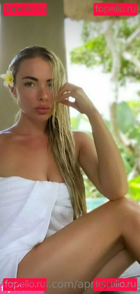 yogatrainer Onlyfans Photo Gallery 