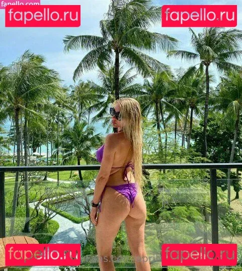 yogatrainer Onlyfans Photo Gallery 