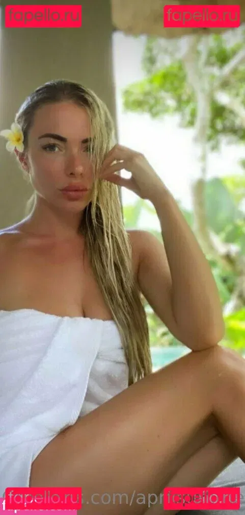 yogatrainer Onlyfans Photo Gallery 