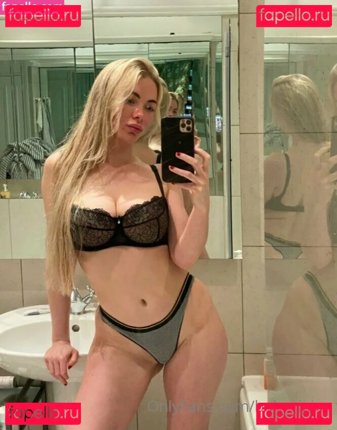 yogatrainer Onlyfans Photo Gallery 