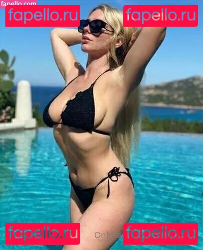 yogatrainer Onlyfans Photo Gallery 