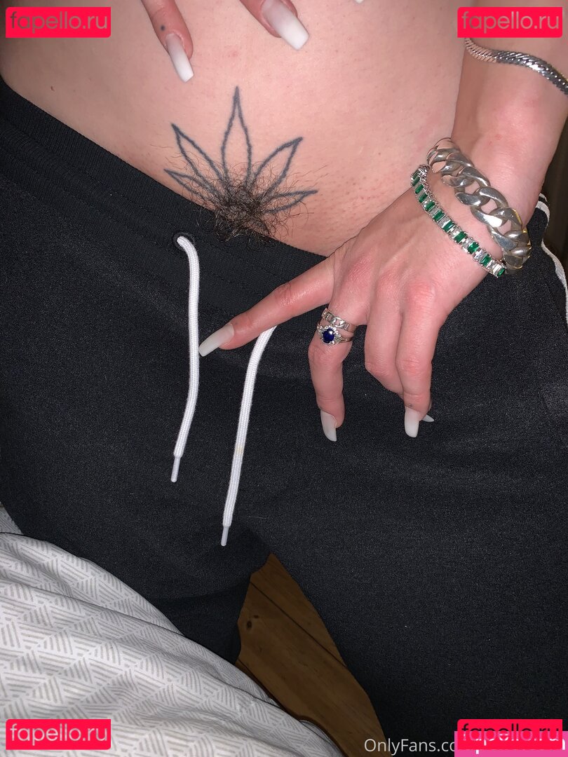 Suzie Grime Nude Onlyfans Photo 37