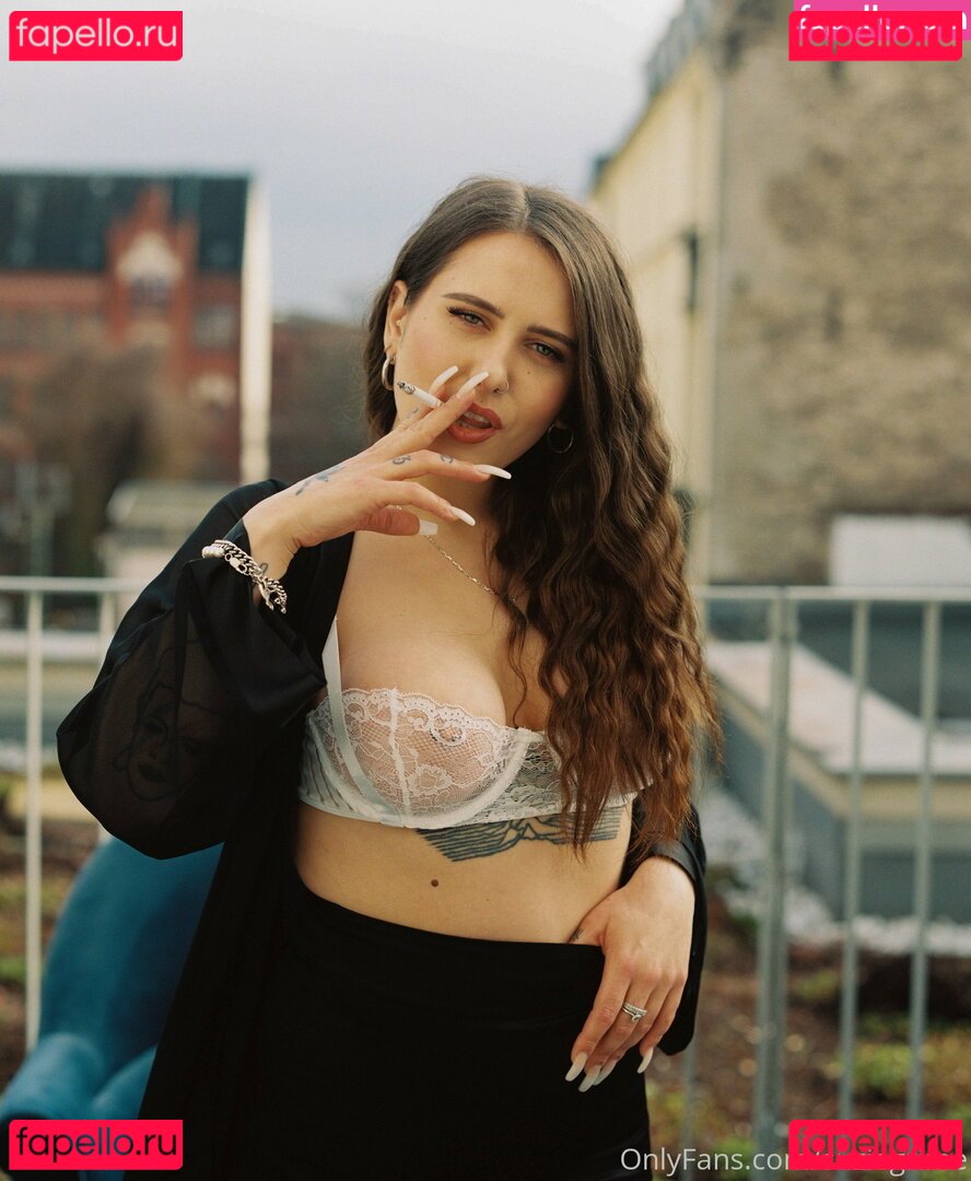 Suzie Grime Nude Onlyfans Photo 11