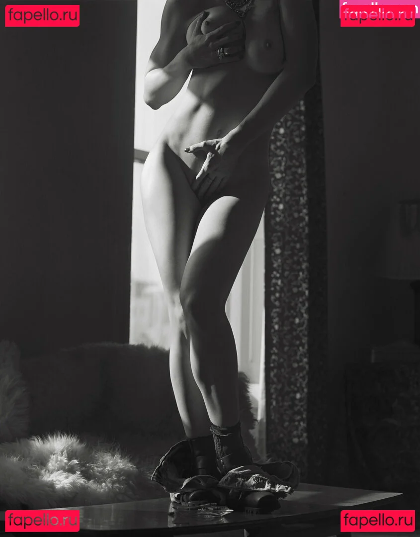 Madonna Onlyfans Photo Gallery 