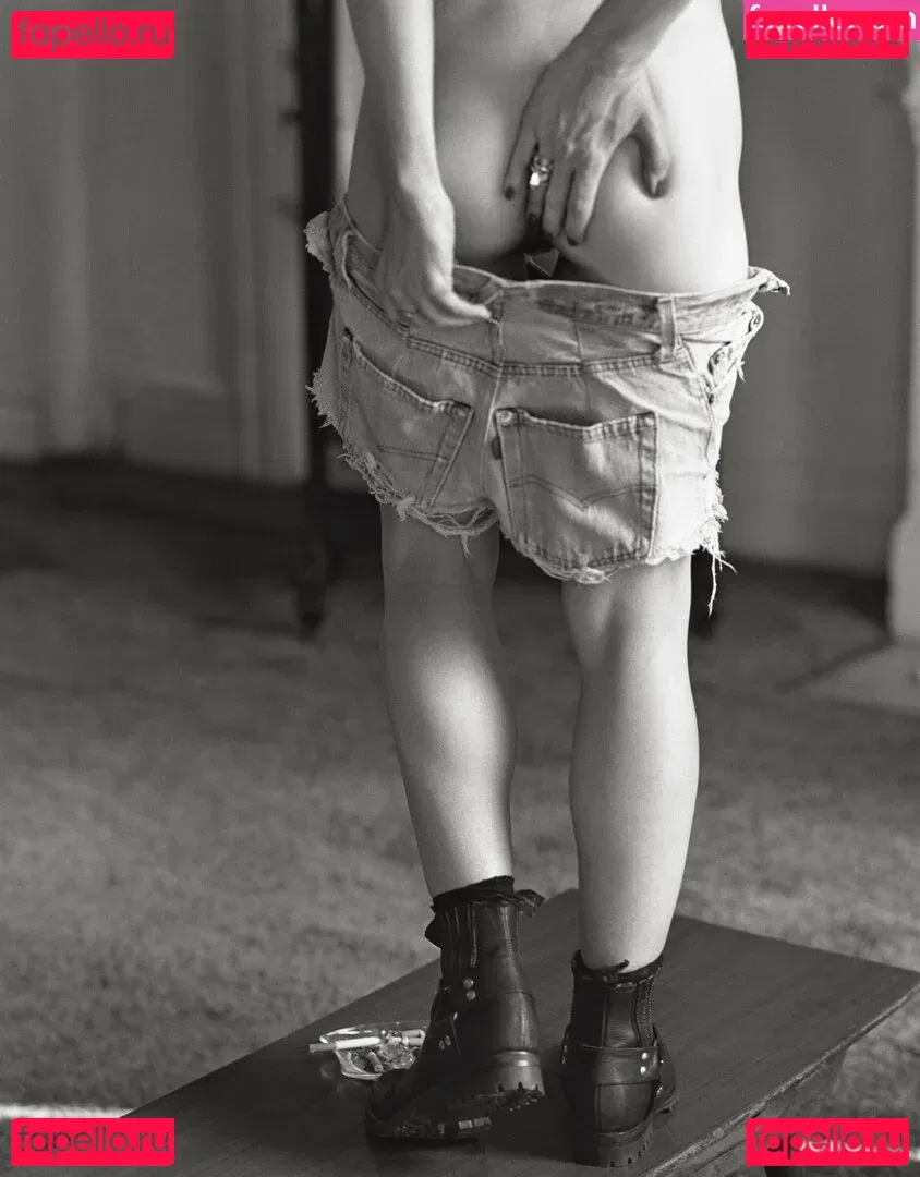 Madonna Onlyfans Photo Gallery 