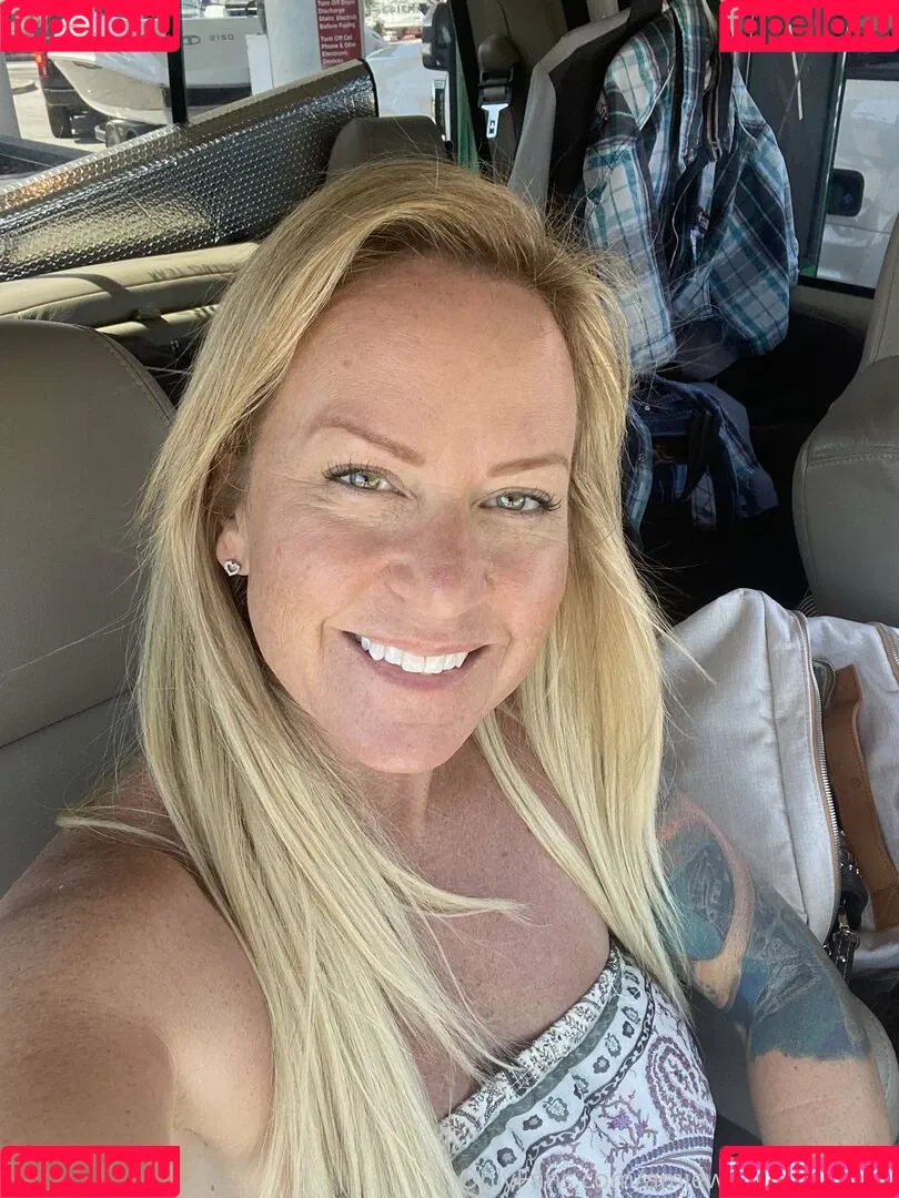 amieworldwide_free Onlyfans Photo Gallery 