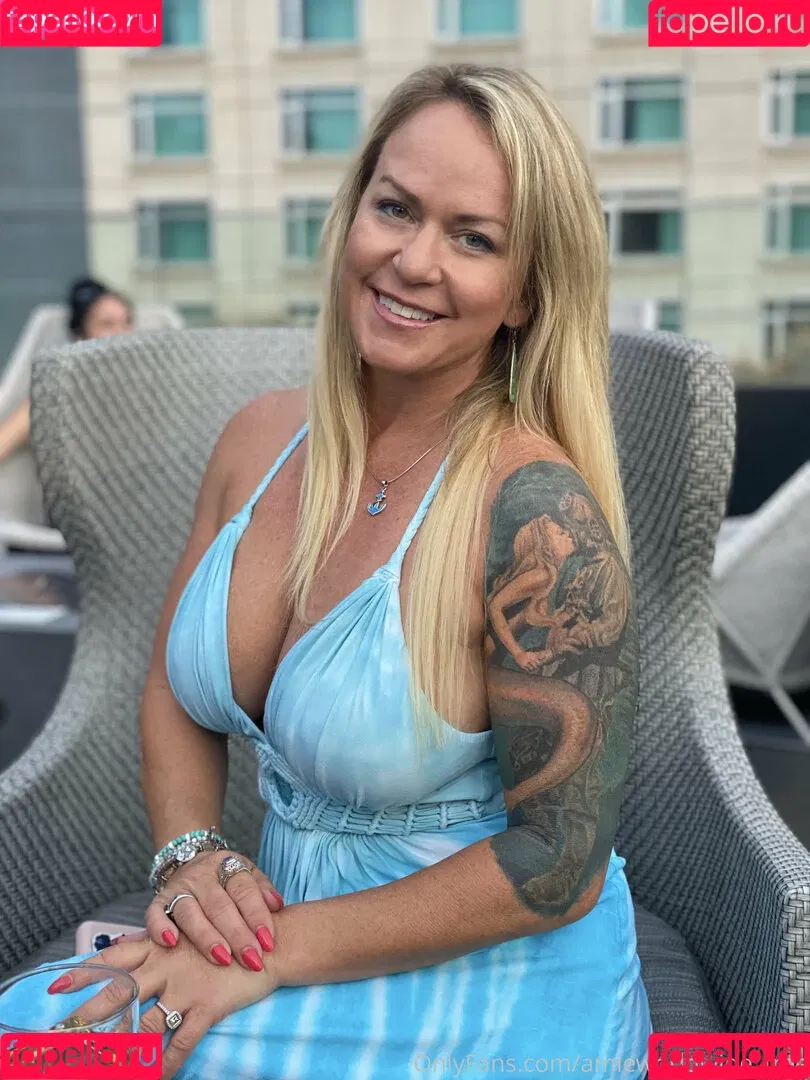 amieworldwide_free Onlyfans Photo Gallery 