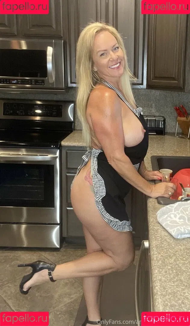 amieworldwide_free Onlyfans Photo Gallery 