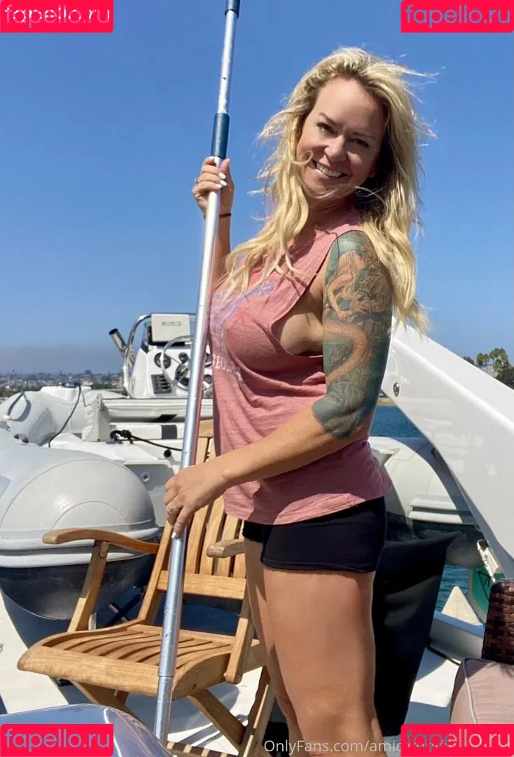 amieworldwide_free Onlyfans Photo Gallery 