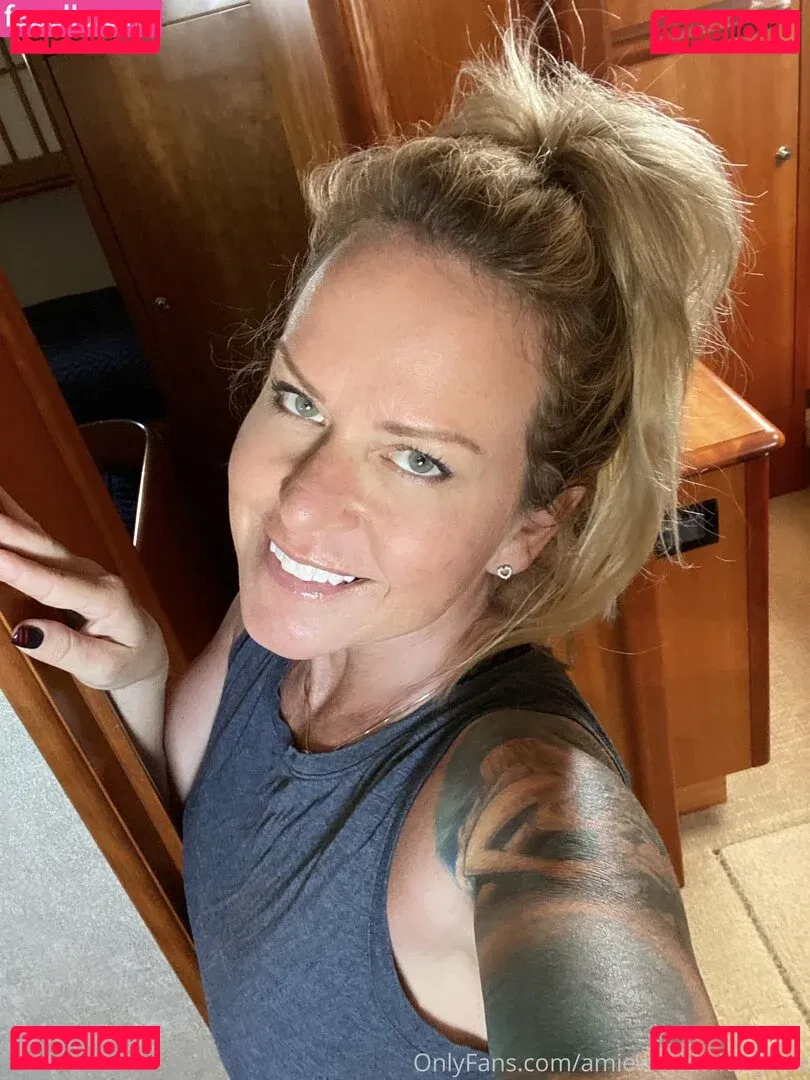 amieworldwide_free Onlyfans Photo Gallery 