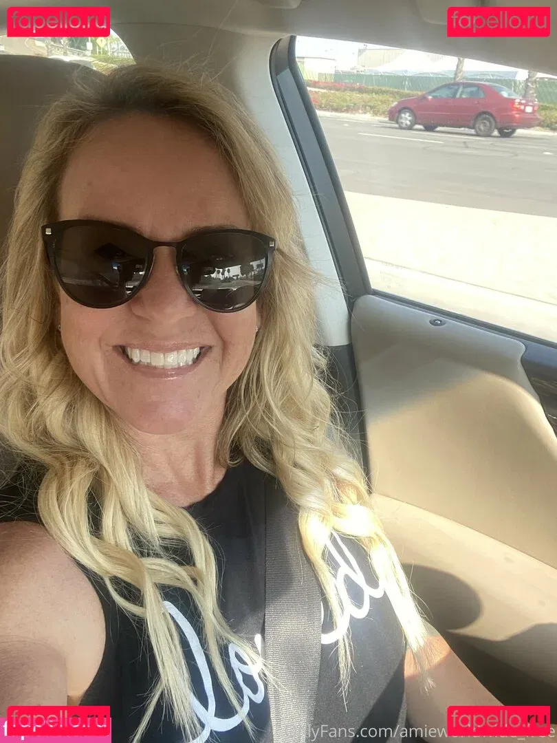amieworldwide_free Onlyfans Photo Gallery 
