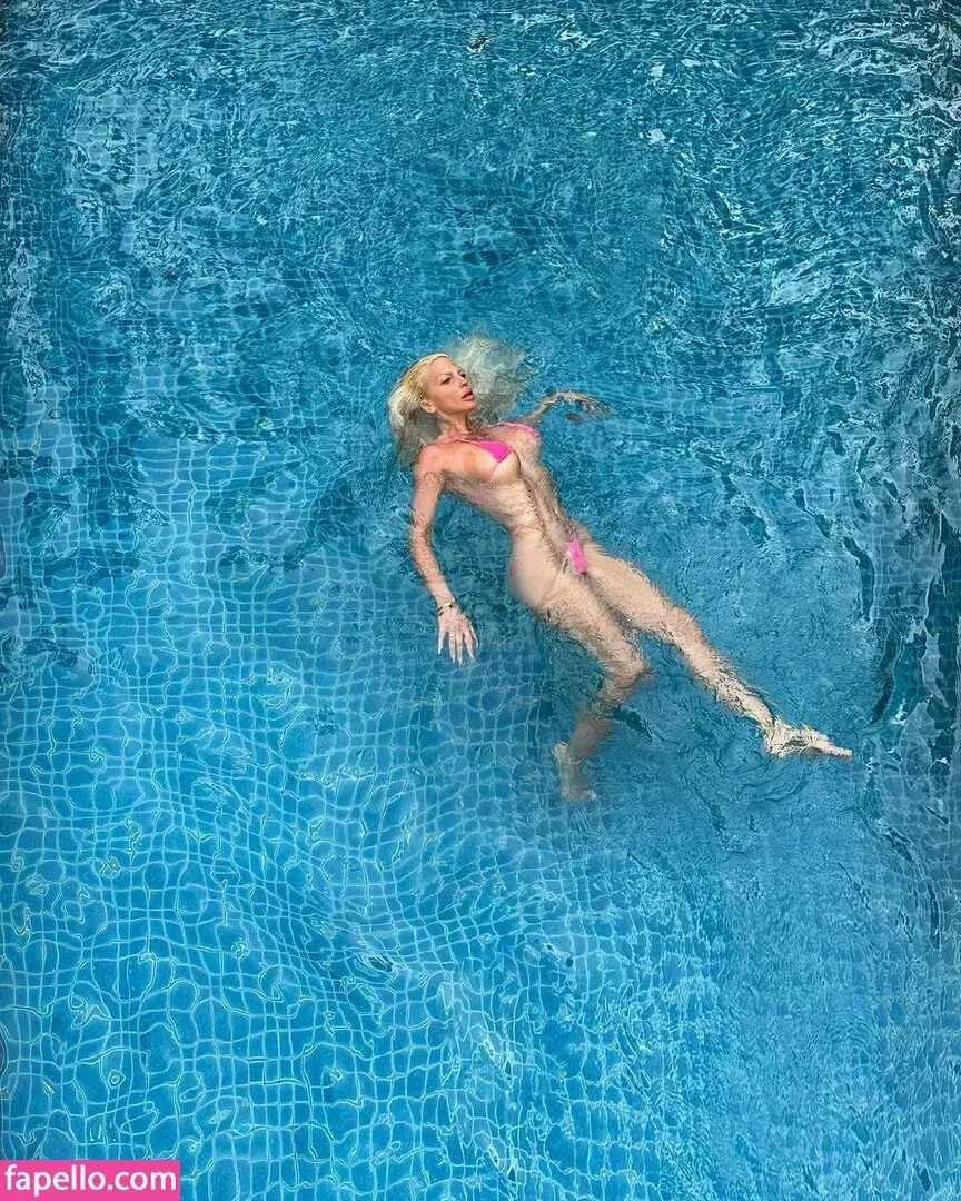 Jelena Karleusa Onlyfans Photo Gallery 