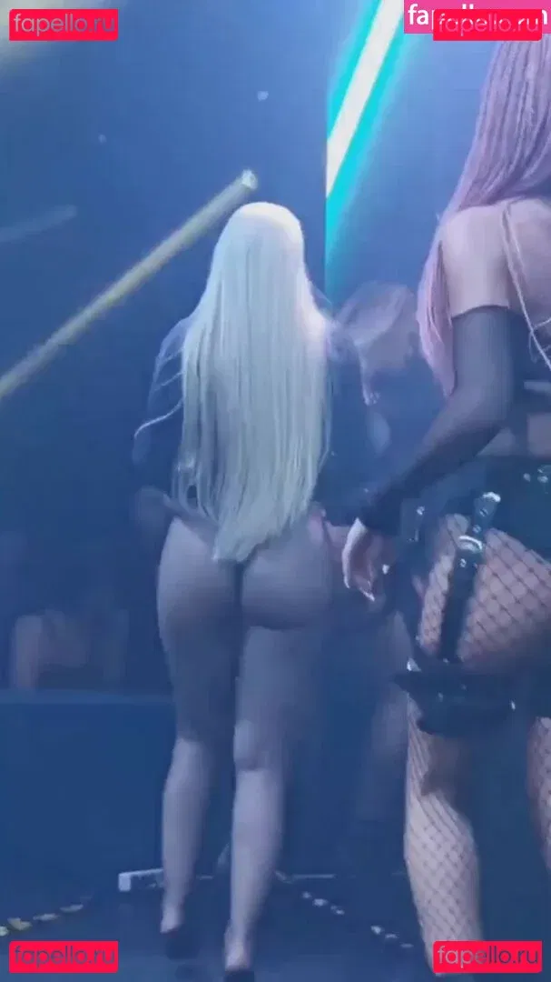 Jelena Karleusa Onlyfans Photo Gallery 