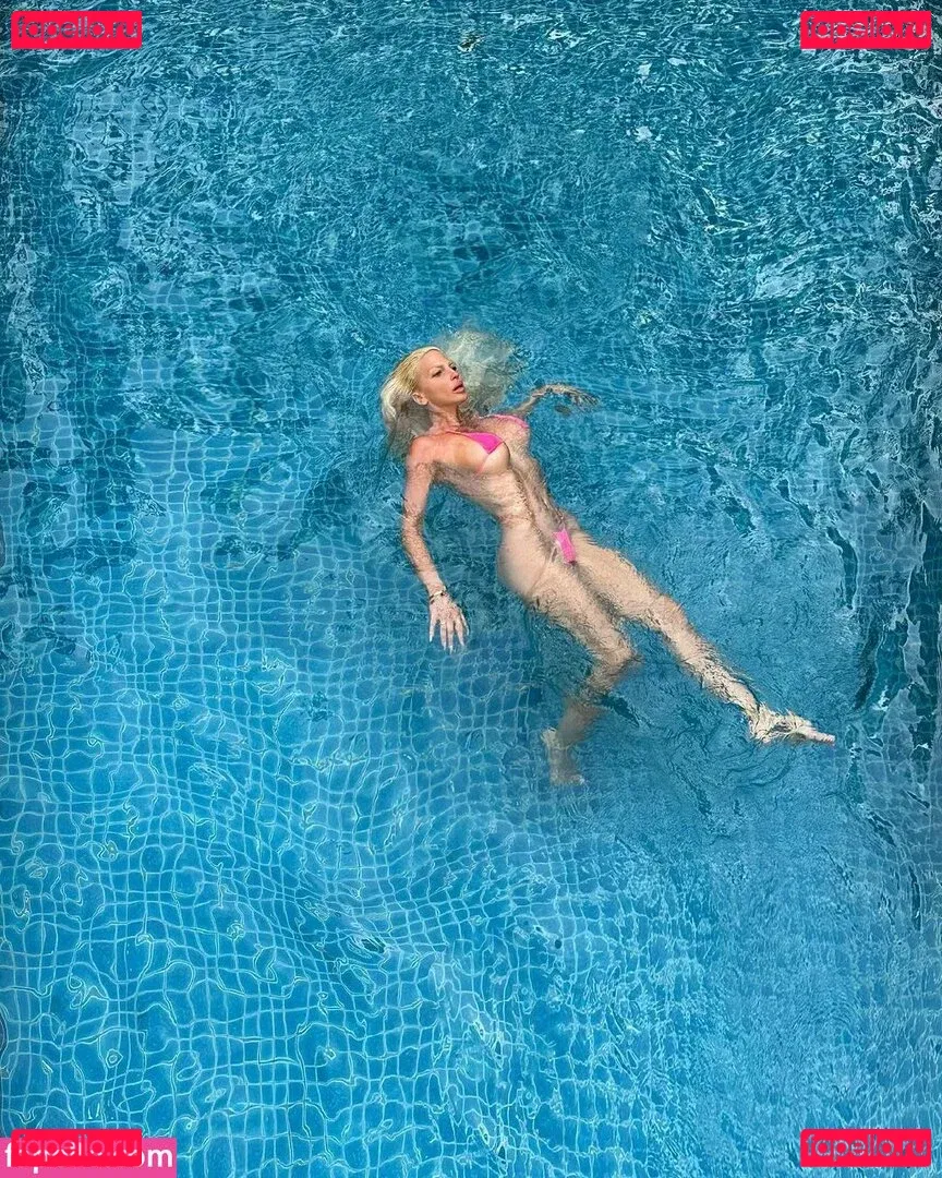 Jelena Karleusa Onlyfans Photo Gallery 