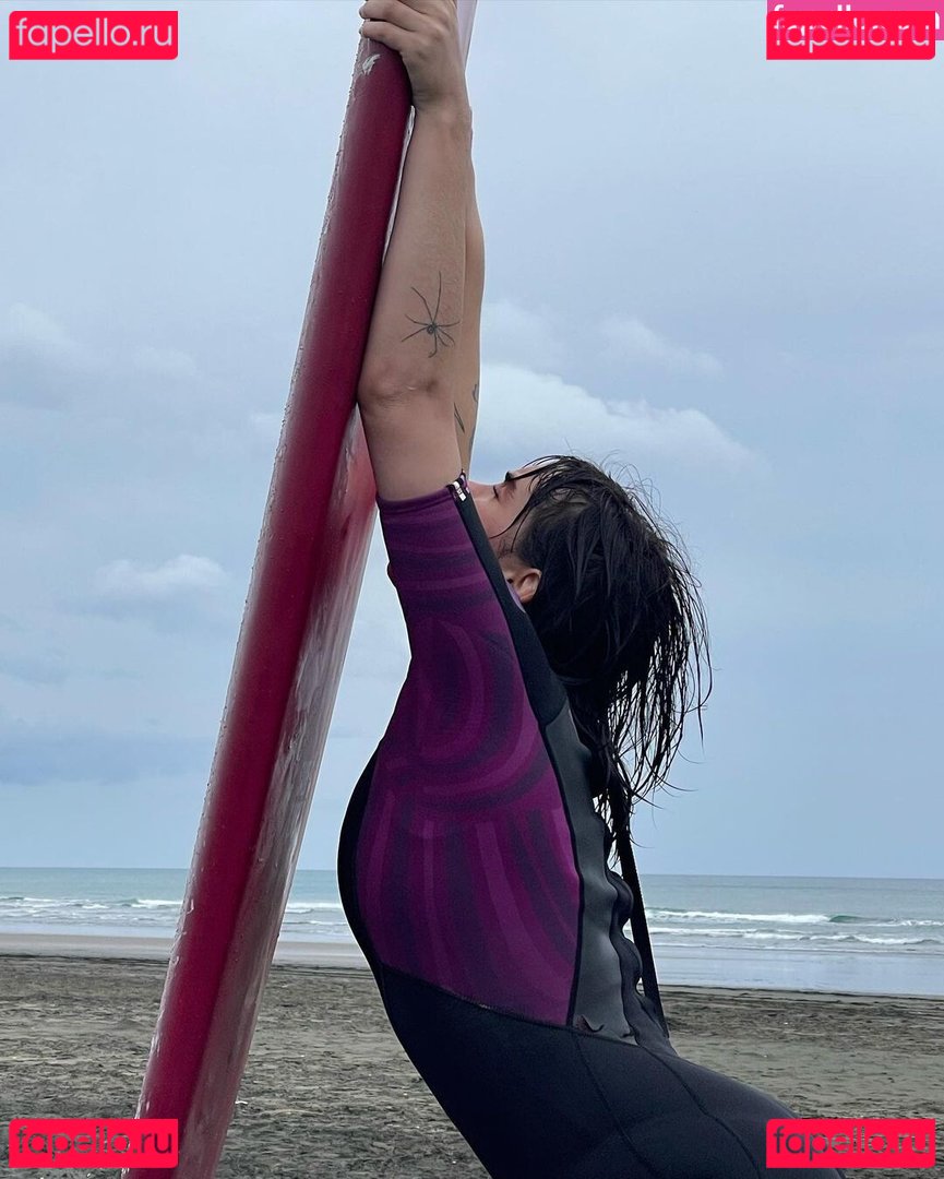 Benee Nude Onlyfans Photo 39