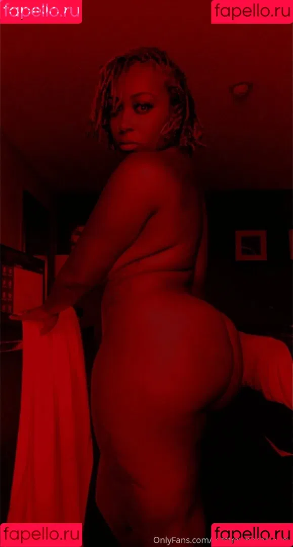 mzstrawberryhenny Onlyfans Photo Gallery 