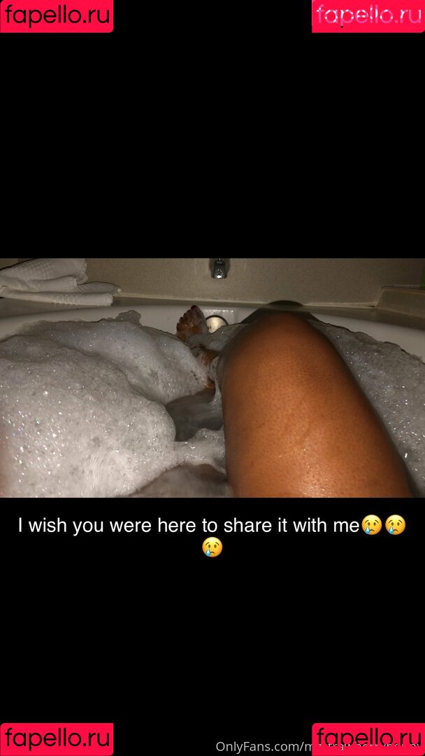 mzstrawberryhenny Onlyfans Photo Gallery 