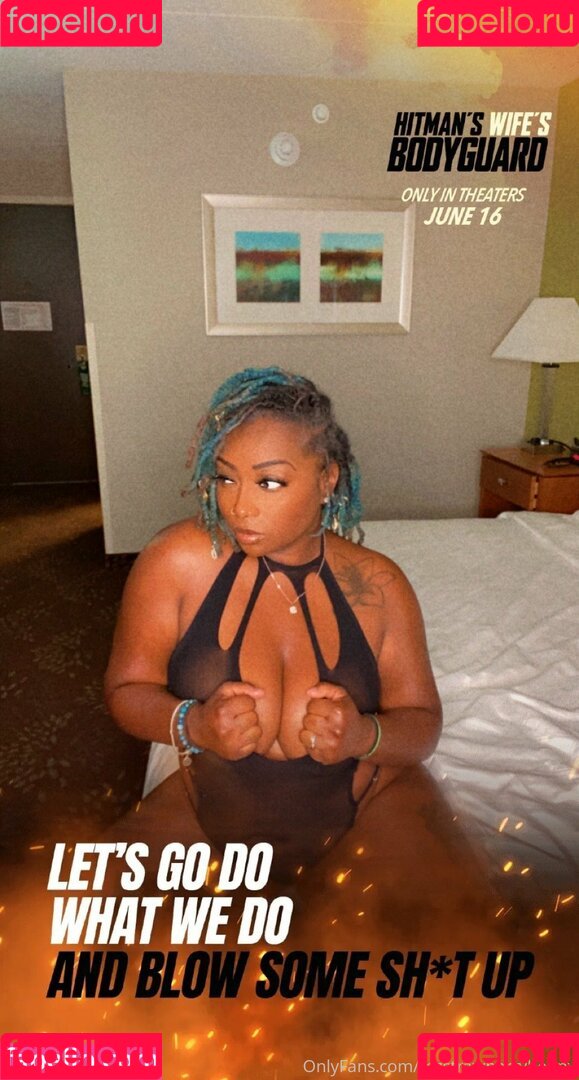 mzstrawberryhenny Onlyfans Photo Gallery 