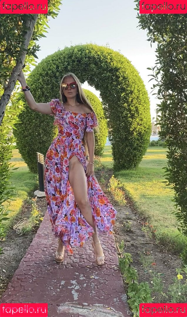 kat3free Onlyfans Photo Gallery 