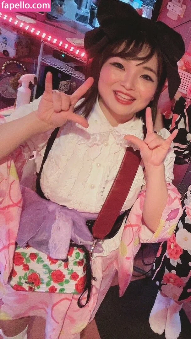 Childish Lina Onlyfans Photo Gallery 