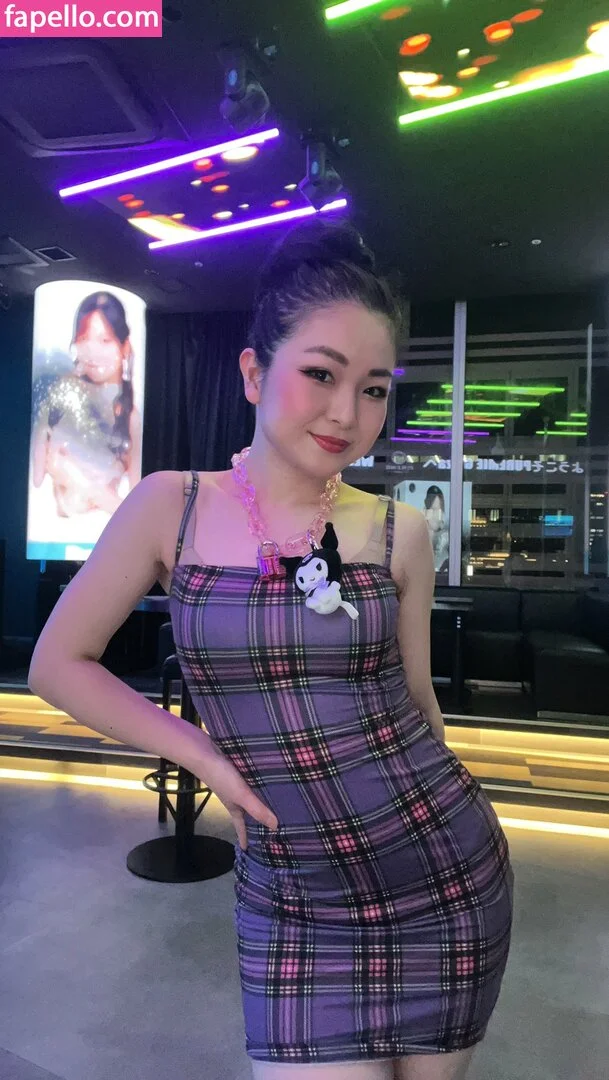 Childish Lina Onlyfans Photo Gallery 