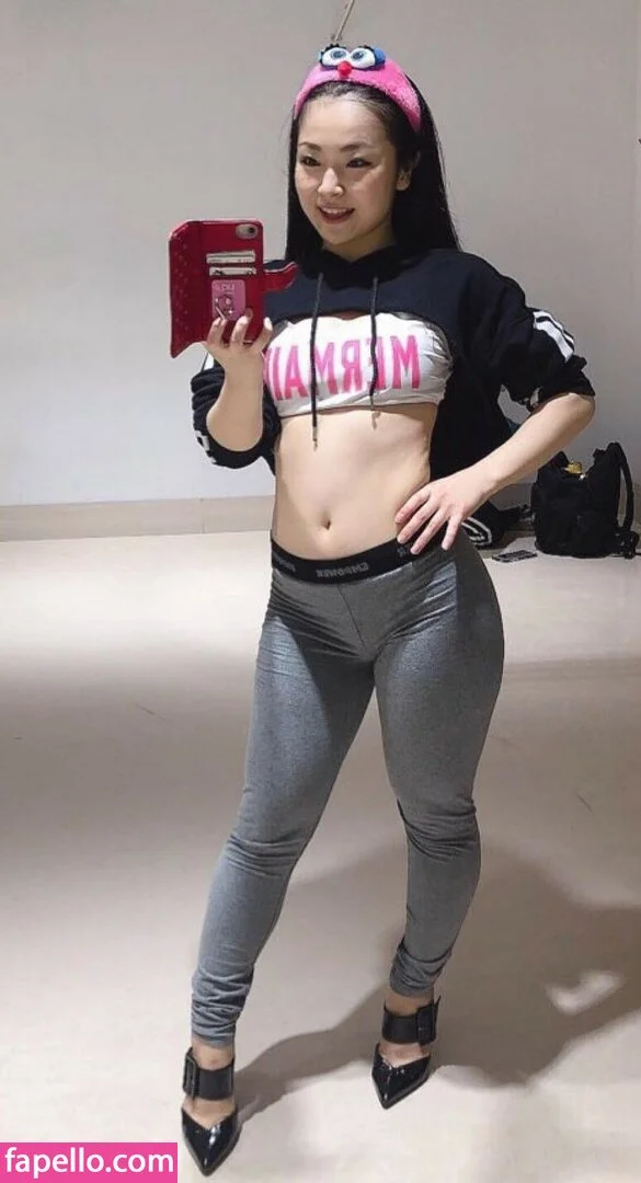 Childish Lina Onlyfans Photo Gallery 