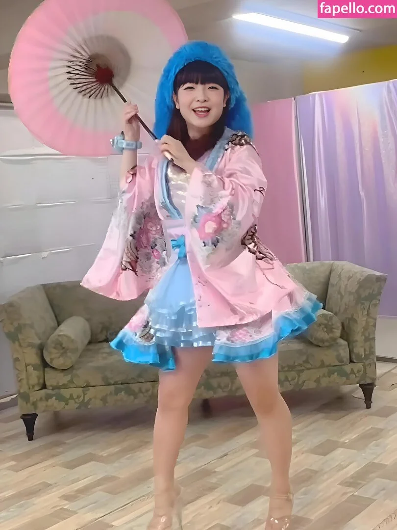 Childish Lina Onlyfans Photo Gallery 