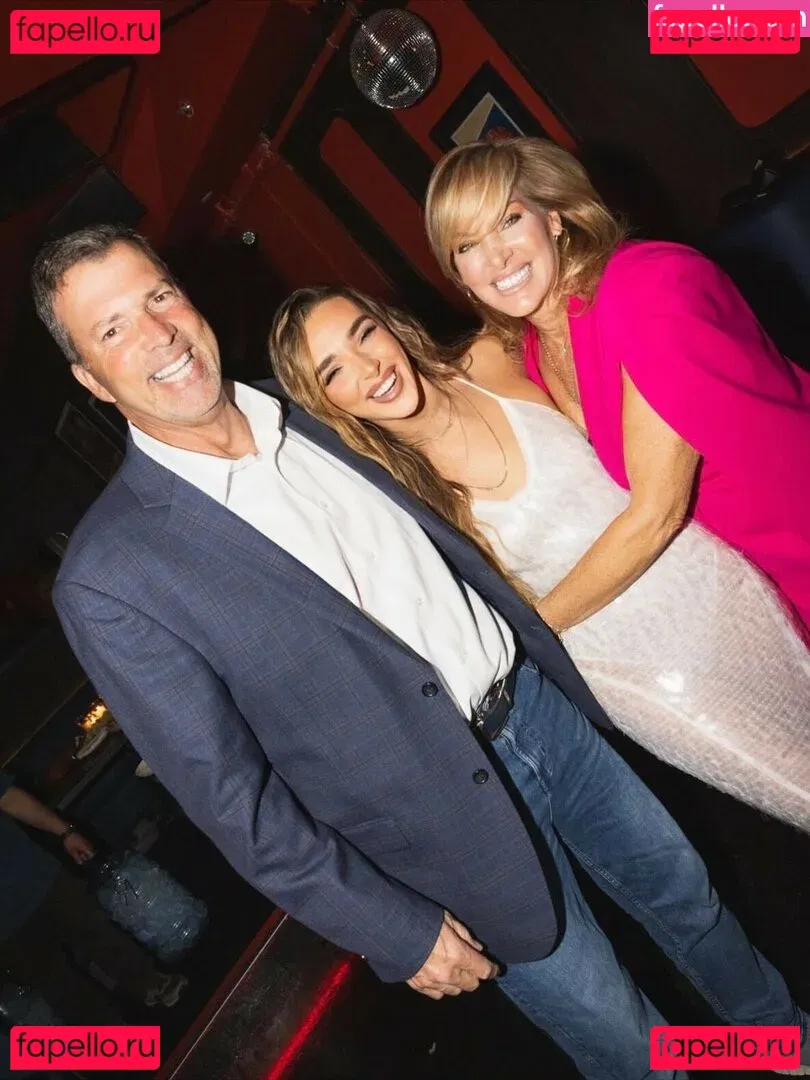 Kendall Vertes Onlyfans Photo Gallery 