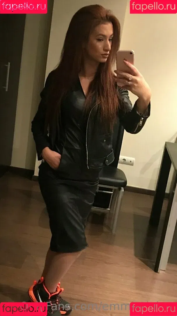 emmietinker Onlyfans Photo Gallery 