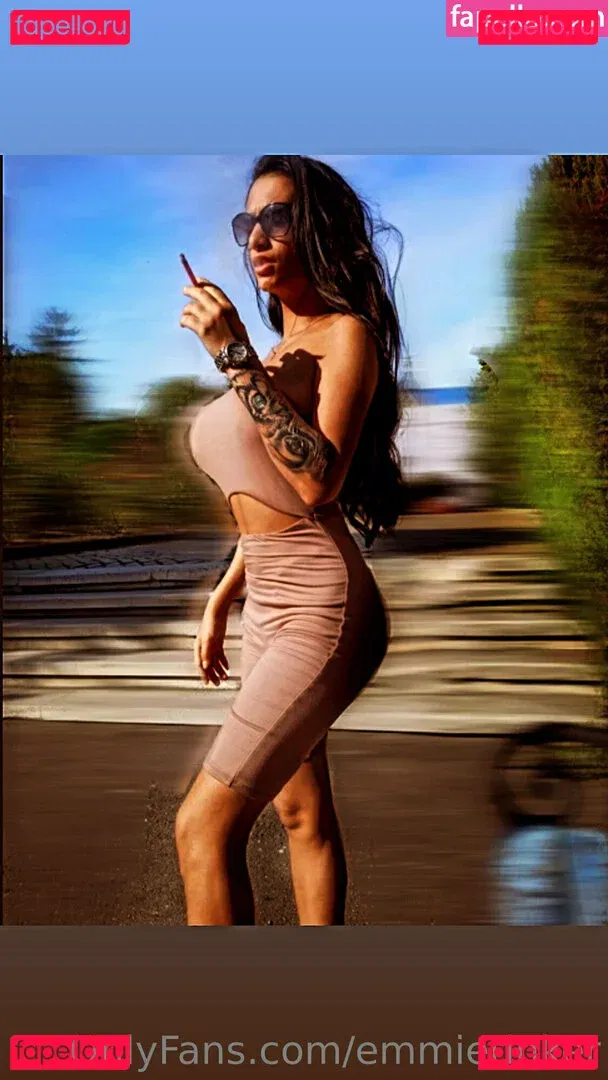 emmietinker Onlyfans Photo Gallery 