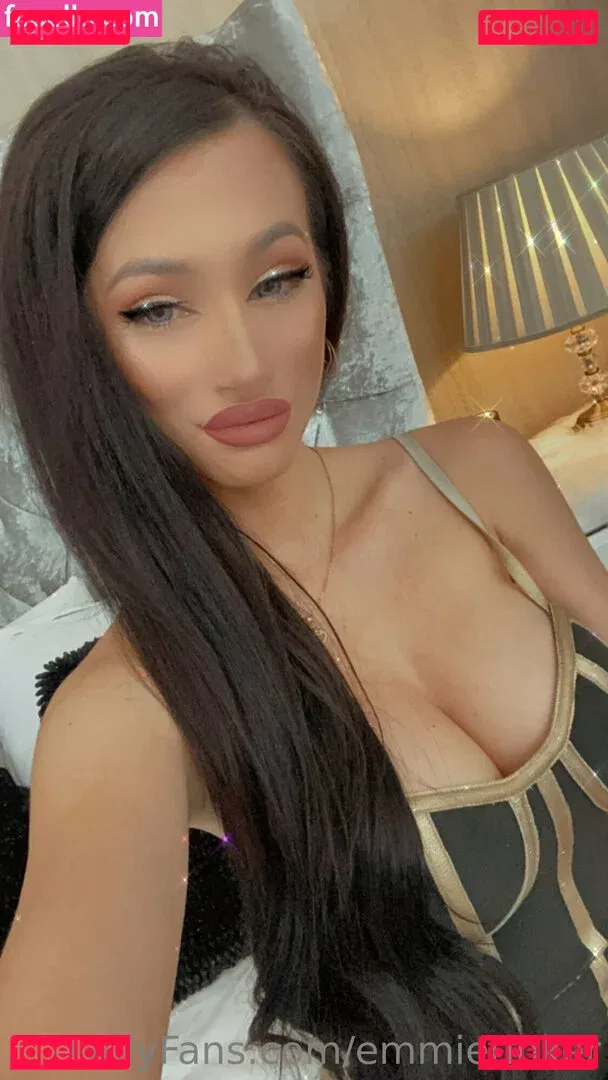 emmietinker Onlyfans Photo Gallery 