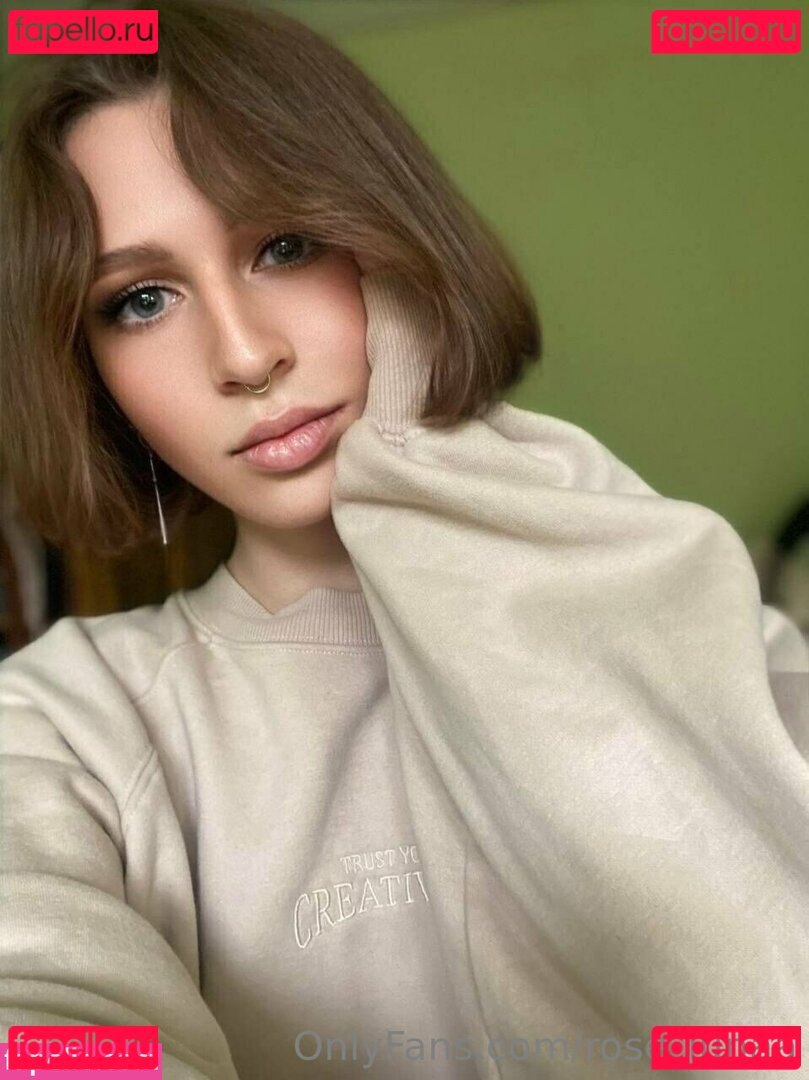 rose_lunaa Nude Onlyfans Photo 51
