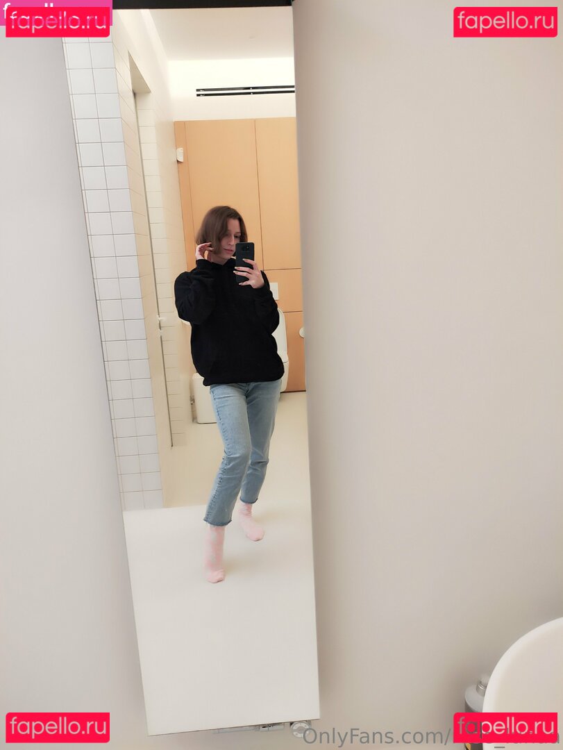 rose_lunaa Nude Onlyfans Photo 20