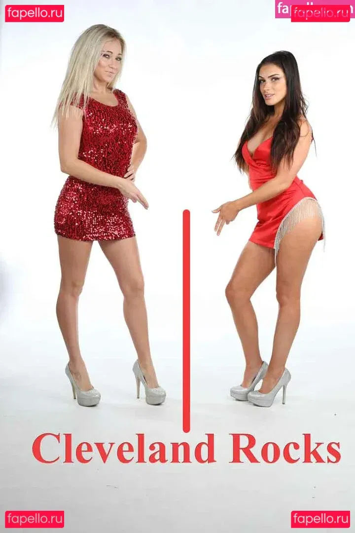 Zoe Wild XX Onlyfans Photo Gallery 