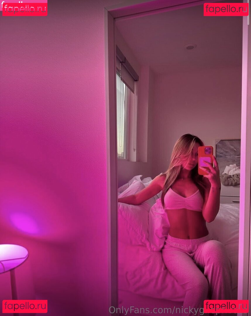 Nicky Gile Nude Onlyfans Photo 33