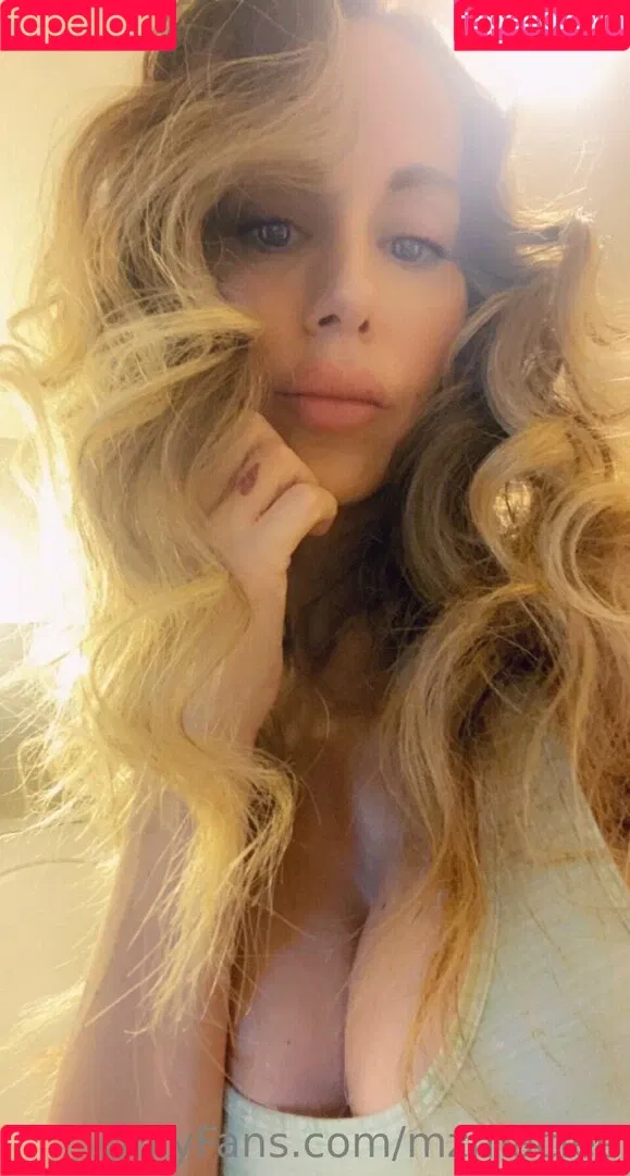 mzmaclee Onlyfans Photo Gallery 