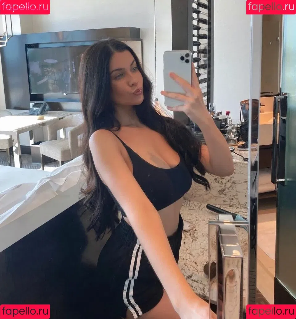 hellolana Onlyfans Photo Gallery 