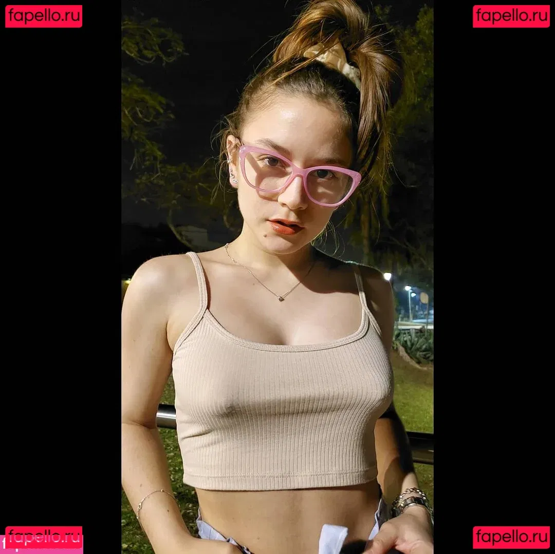 almagustina Onlyfans Photo Gallery 
