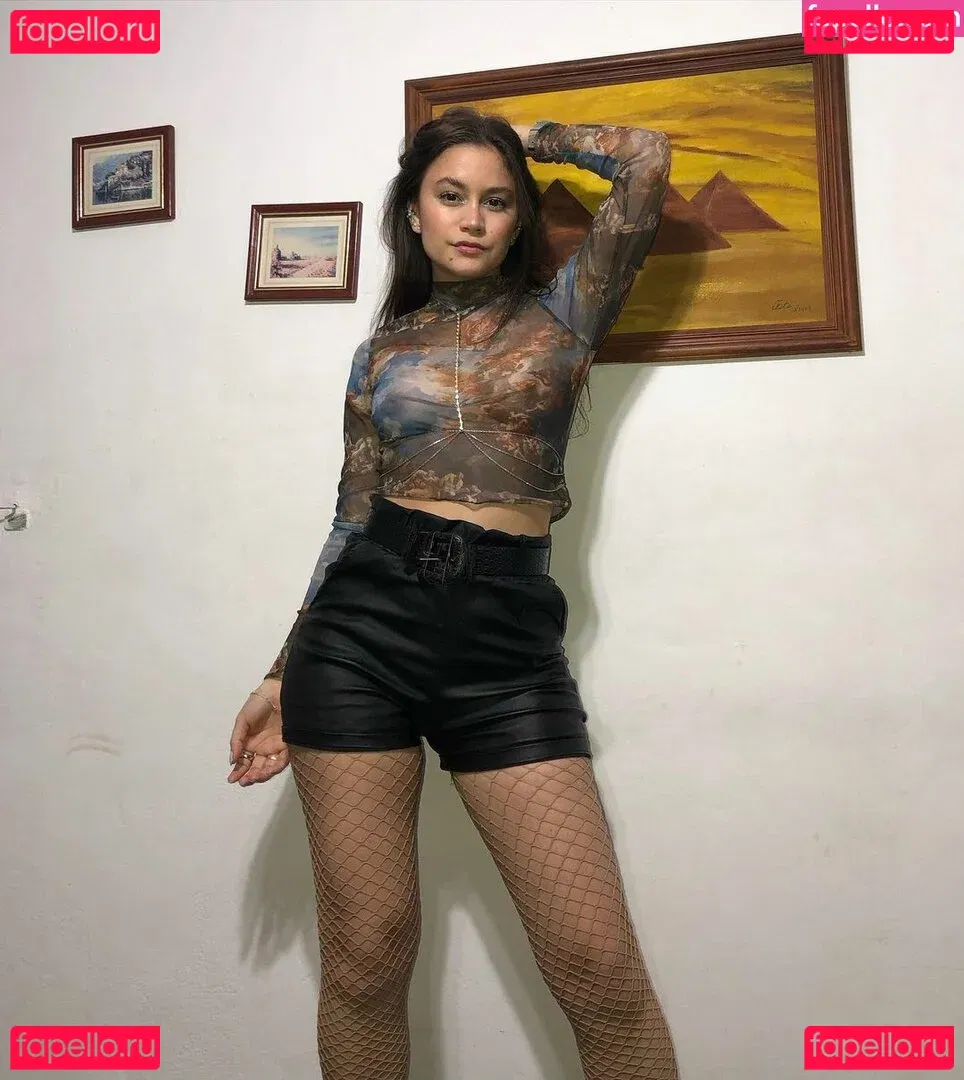 almagustina Onlyfans Photo Gallery 