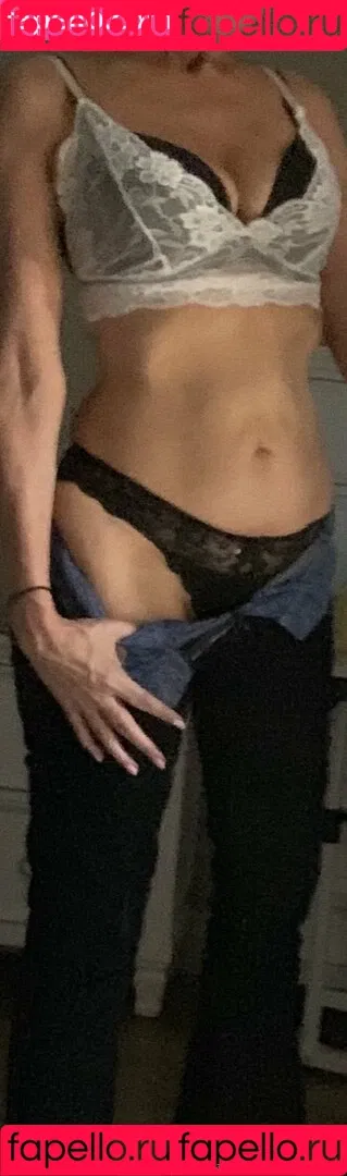 momanddaughter Onlyfans Photo Gallery 